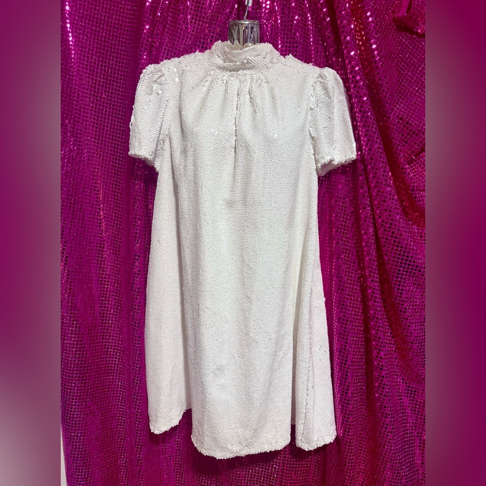 Lena White Short Sleeve sequin Dress size small